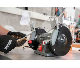 POWE80080 Esmeriladora de banco 150w 150mm