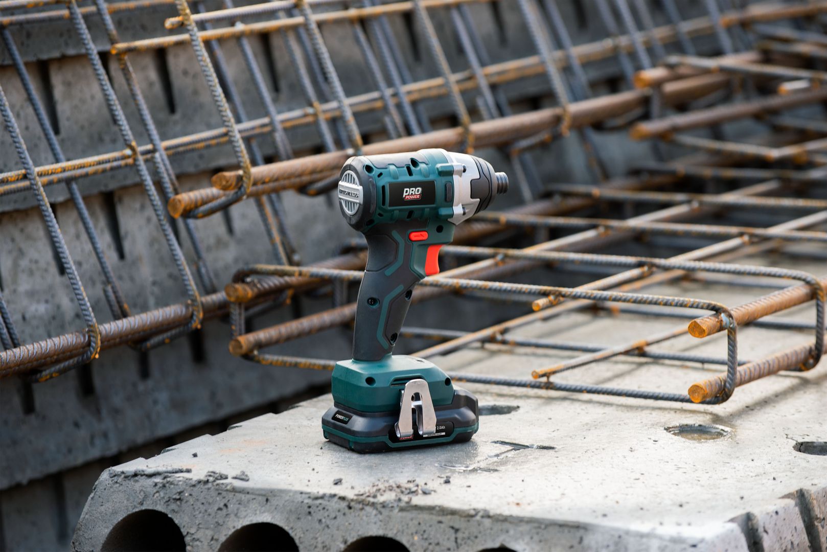 POWPB10500 Atornillador de impacto sin cepillos 20V - excl. batería y cargador