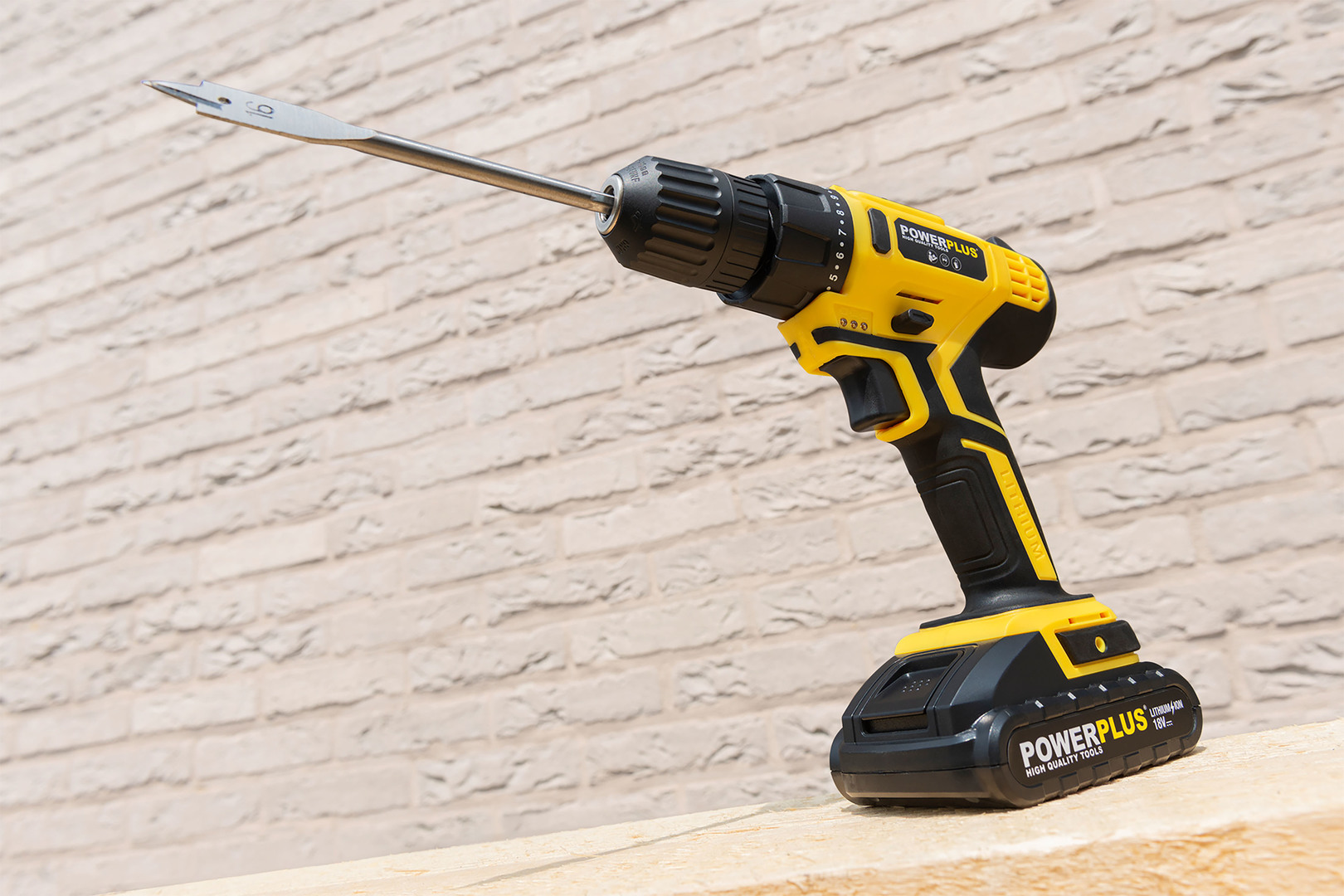 POWX0069LI Taladro atornillador 18V - incl. 2 baterías 18V 1.5Ah y cargador