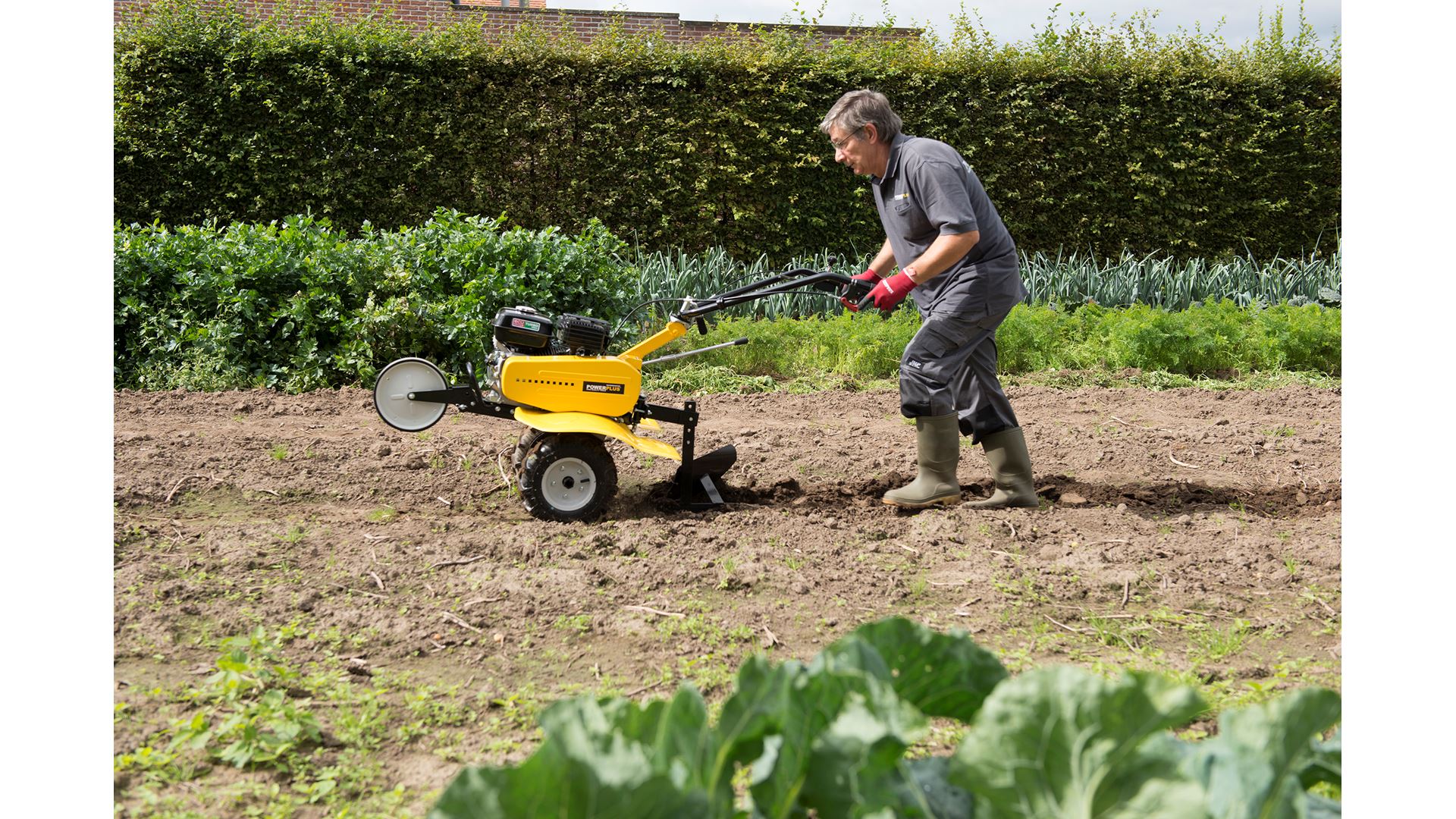 POWXG7217 Motocultor 208cc + arado