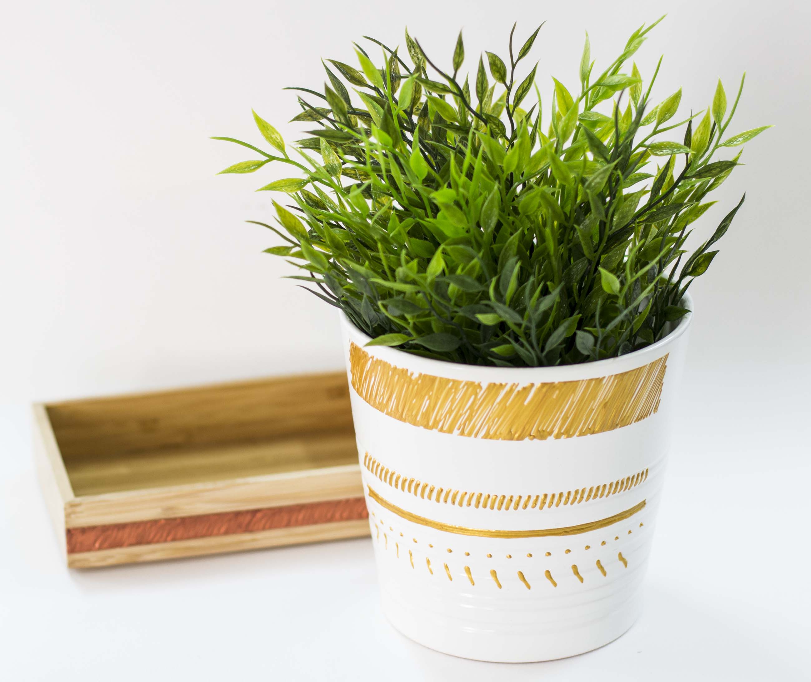 CONTORNO RELIEVE MULTISUPERFICIE PLATA