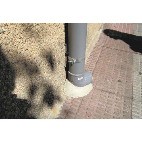 AB-DP Z [CP] Abrazadera desagüe con pie. Zincada