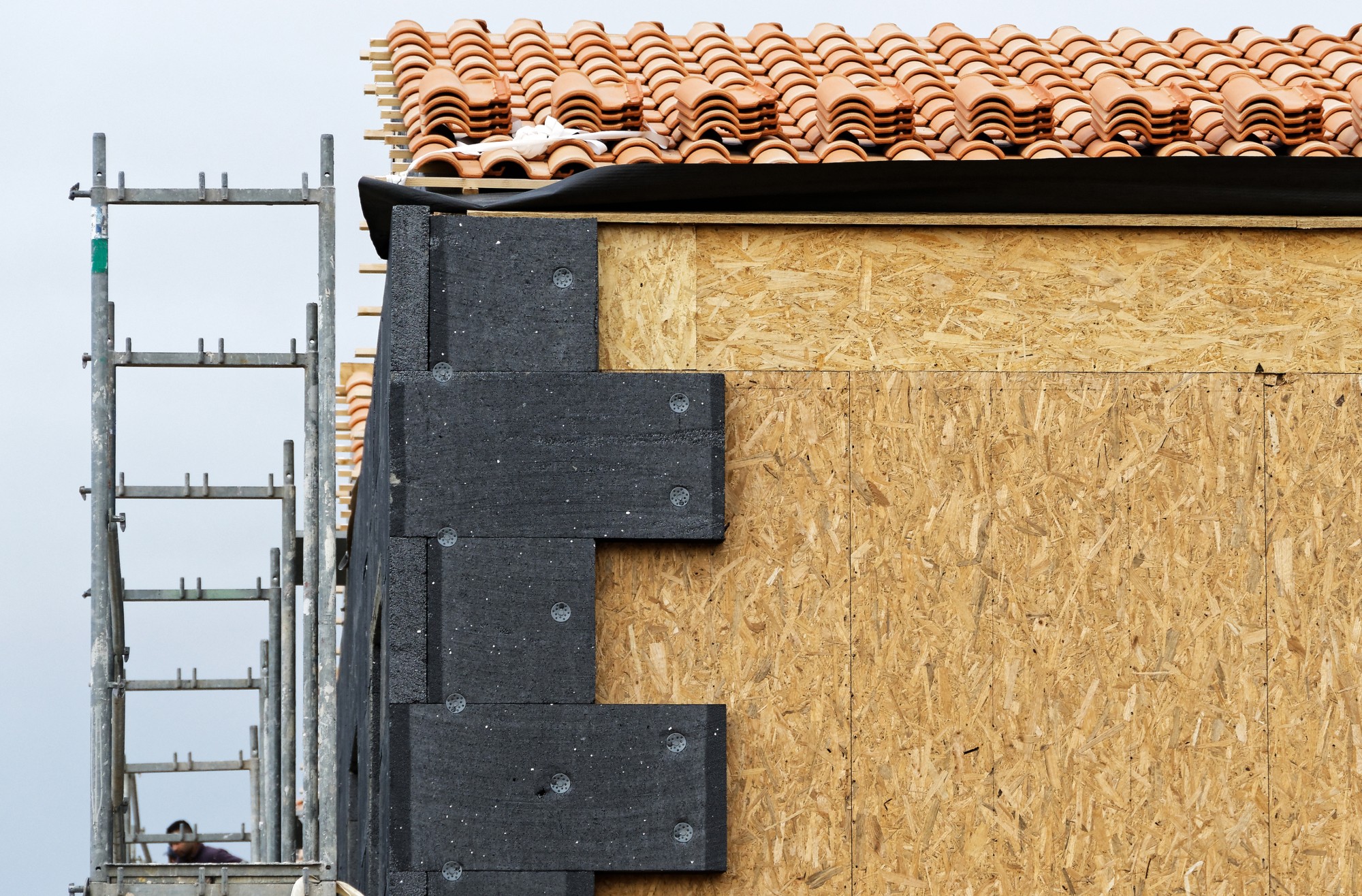 AIS-N [CP] Taco de fijación de paneles aislantes. Negro