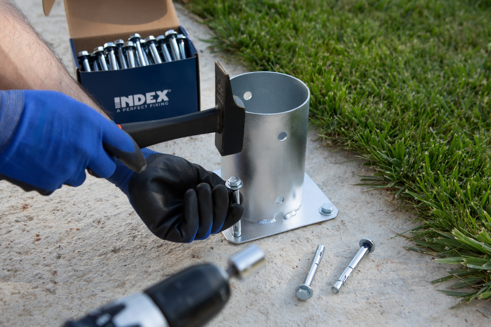 AP-SR [CP] Anclajes para postes. Soporte para poste de cercado de madera redondo