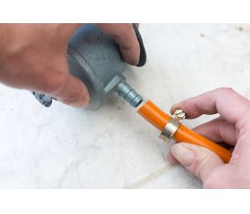 AB-BU [CP] Abrazadera butano