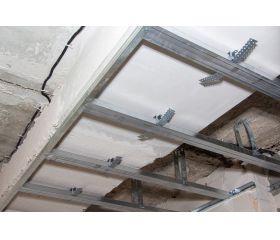 ADU [CP] Anclaje directo “U” para soporte de perfiles en falsos techos