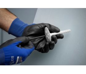 AIS-C [CP] Taco de fijación de paneles aislantes. Taco con clavo de poliamida. Homologado ETE