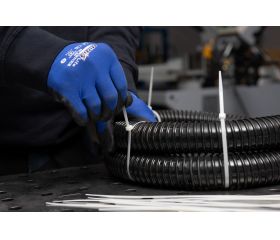 BN-B [CP] Bridas de nylon. Blanca