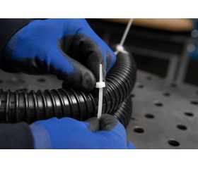 BN-B [CP] Bridas de nylon. Blanca