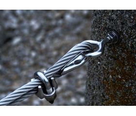 CH-AF A2 [CP] Anclaje camisa antigiro para cargas medias. Argolla forjada. Inoxidable A2