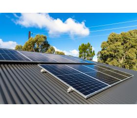 Sistemas de instalación y fijaciones para paneles solares