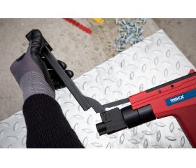 FP12GUN [CP] Pistola semiautomática para fijación a pólvora. Para clavos de 12 mm