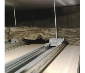 HO-CU [CP] Horquilla de cuelgue. Por giro