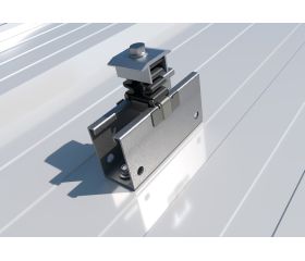 GP-VD [CP] Perfiles, uniones, guías y empalmes para estructura de apoyo. Guía perforada INDEXTRUT solar para fijación en valle discontinua. Acero Atlantis C4-M