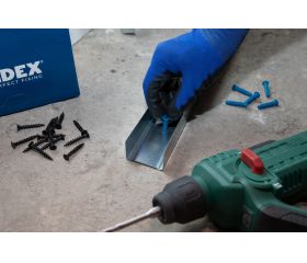 TN4S-A [CP] Taco de nylon anudable de 4 segmentos para todo tipo de materiales. Taco con collarín