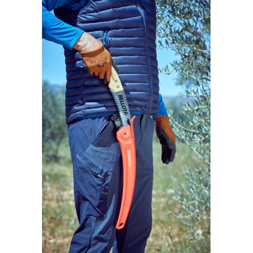 Serrucho Guepardo con hoja curva de 11" y mango de maderacurvo. Incluye funda / 454MC11