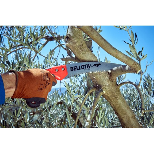 Serrucho Guepardo con hoja curva de 13" y mango de bimaterial curvo. Incluye funda / 454BIMC13