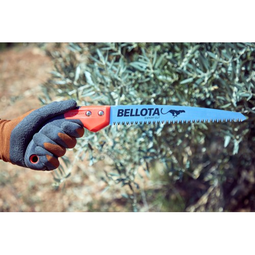 Serrucho Guepardo con hoja recta de 12" y mango de bimaterial recto. Incluye funda / 45RBIMR12