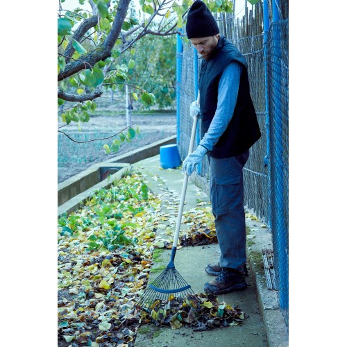 Escoba púas redondas para la limpieza de suelos de gravilla con  mango madera FSC / 3040CM