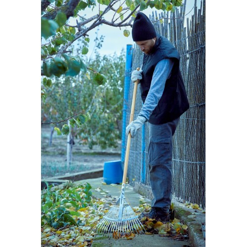 Escoba ajustable púa plana para limpieza de césped con mango madera FSC  / 3042CM
