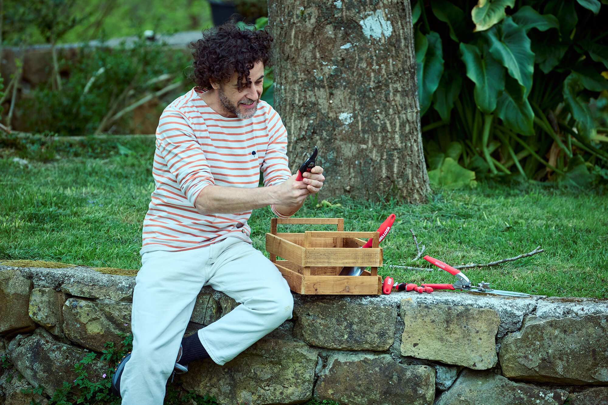 Tijera de detalles y cortes delicados inox ComfortGel/3407