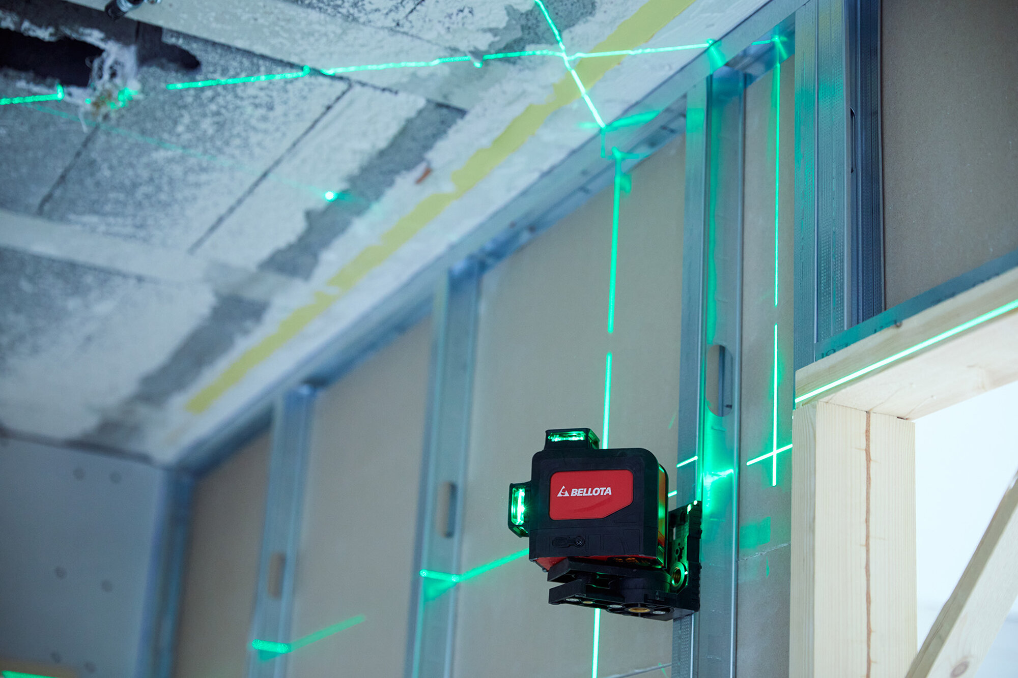 Nivel láser verde 3x360 para trabajos de nivelación / NIV30360V