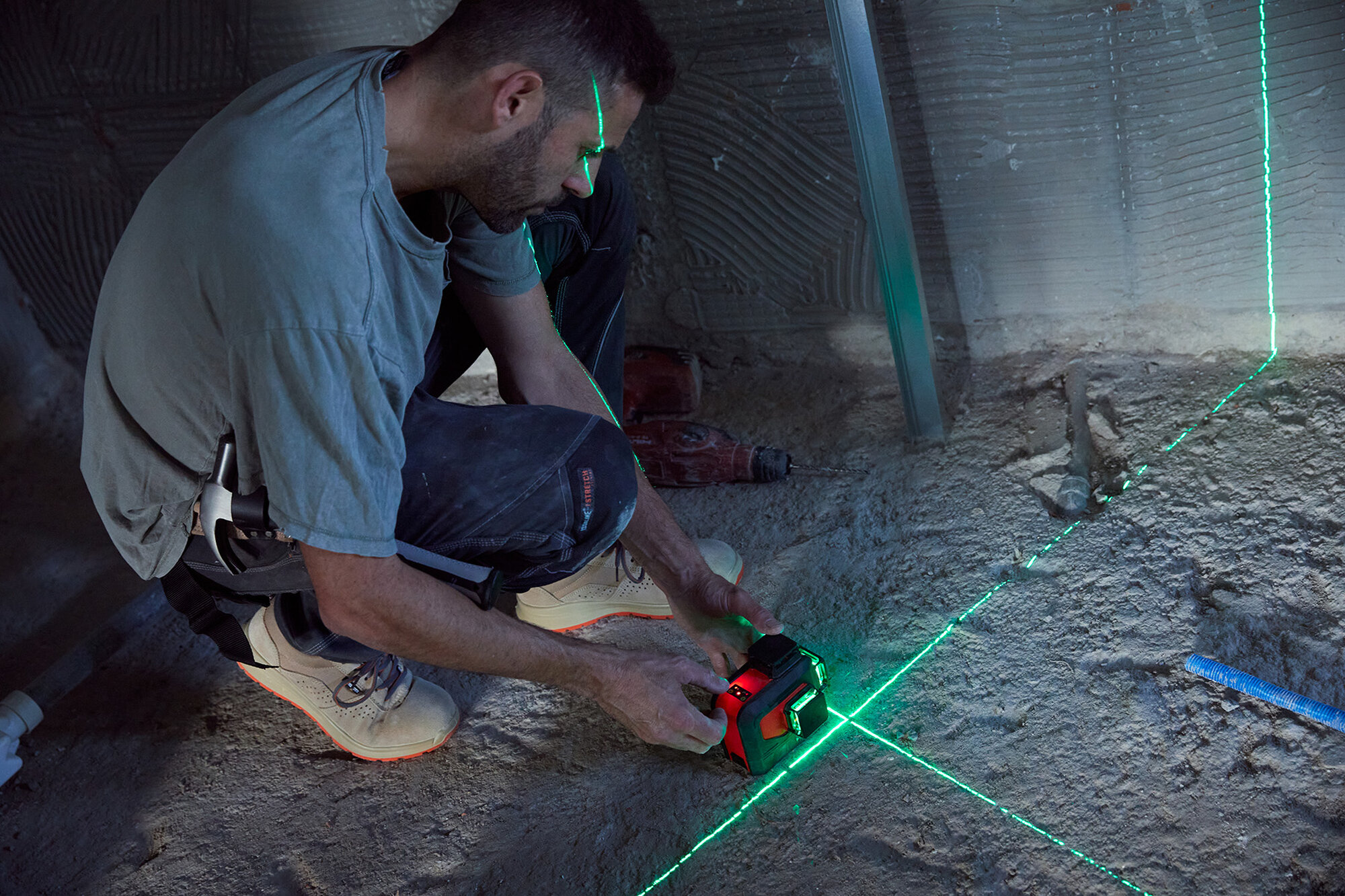 Nivel láser verde 3x360 para trabajos de nivelación / NIV30360V