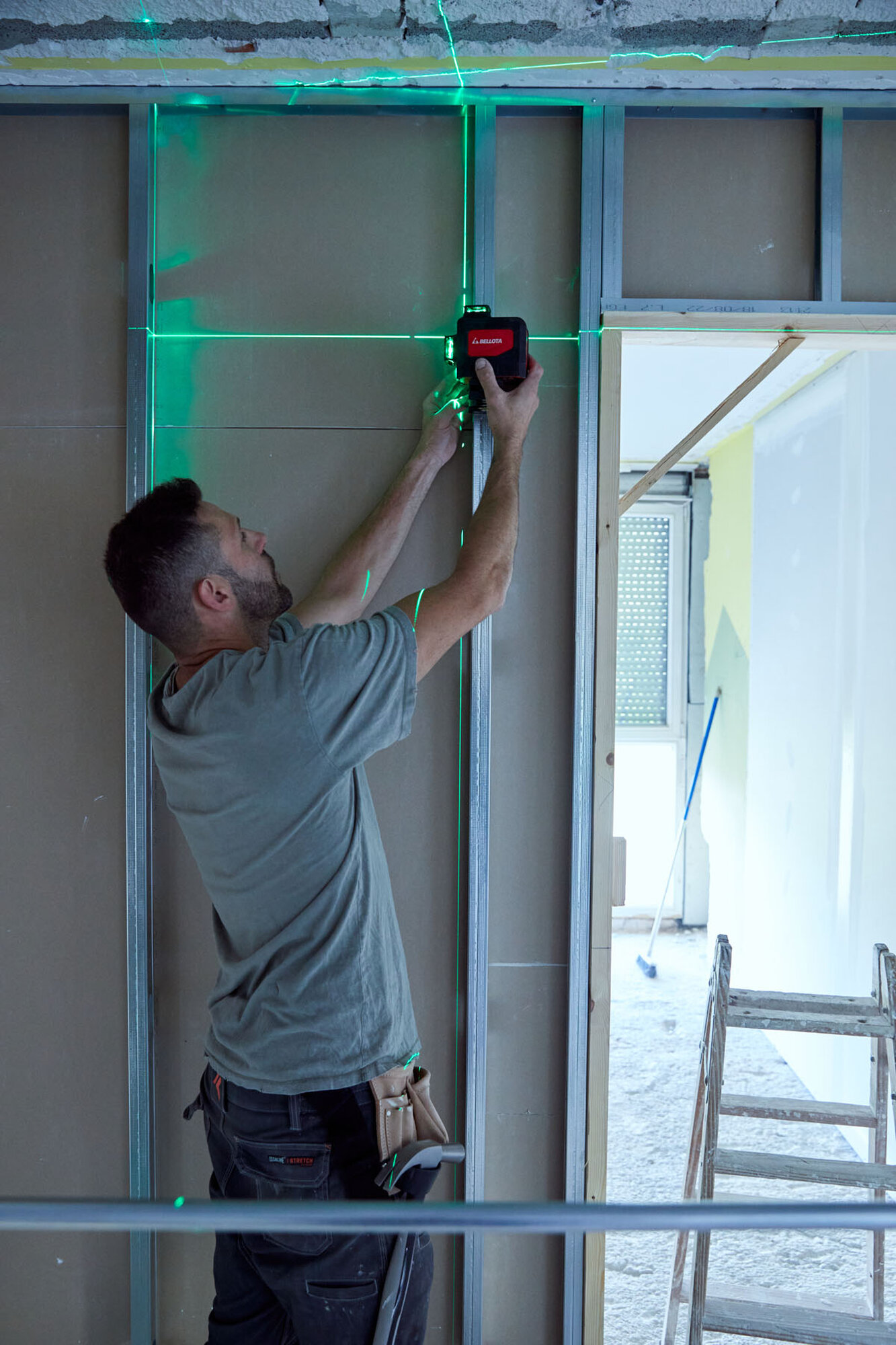 Nivel láser verde 3x360 para trabajos de nivelación / NIV30360V