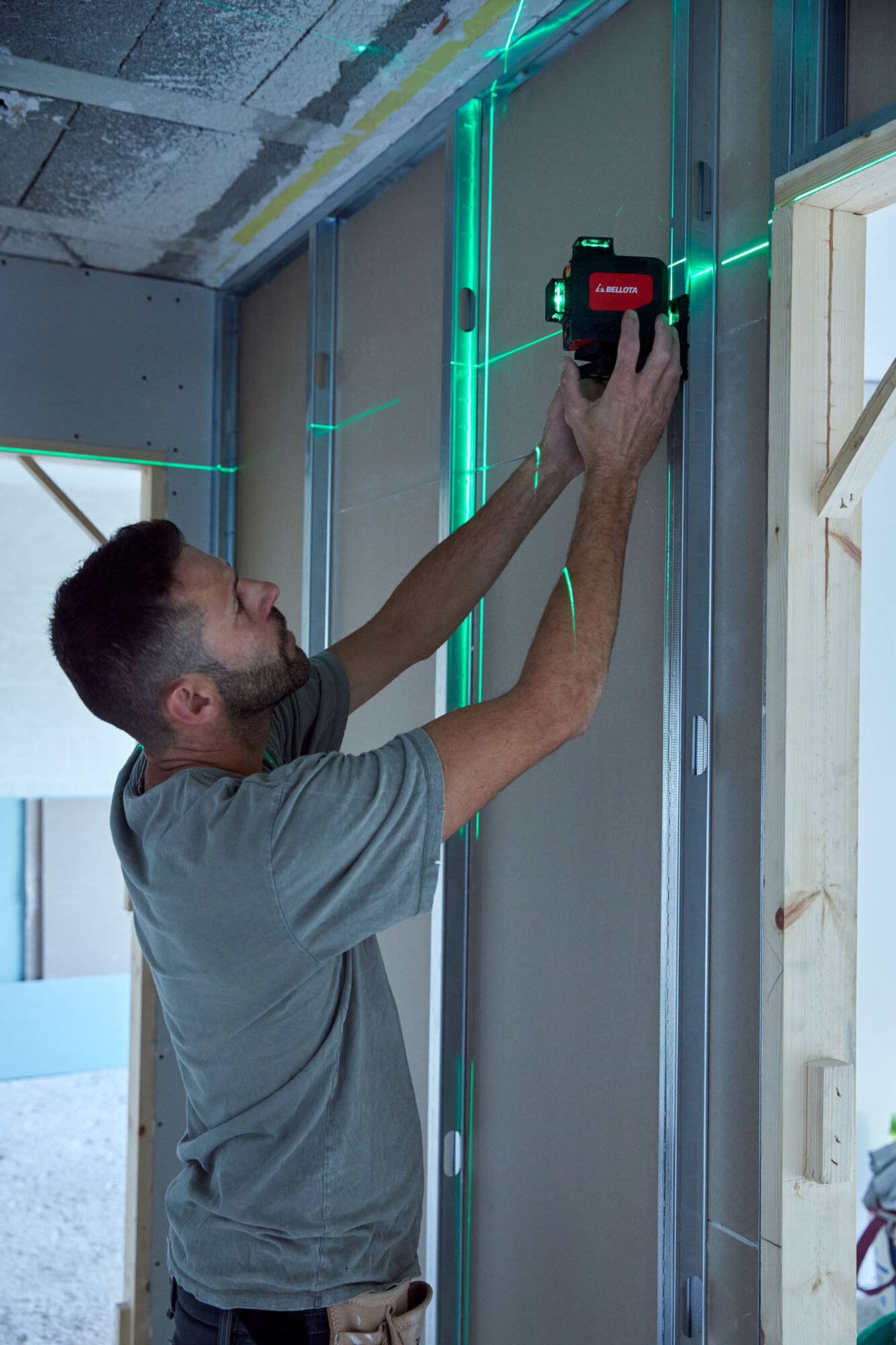 Nivel láser verde 3x360 para trabajos de nivelación / NIV30360V