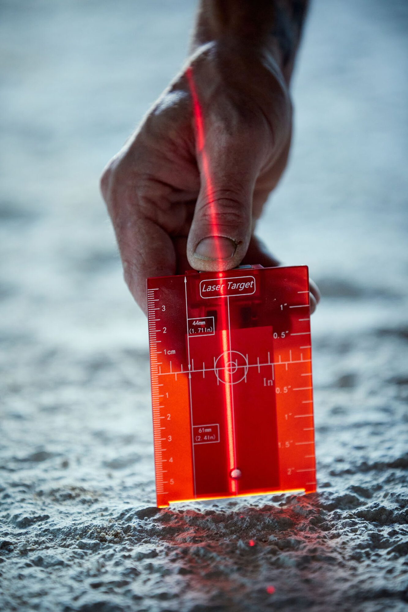 Nivel láser rojo 3x360 para trabajos de nivelación / NIV30360R