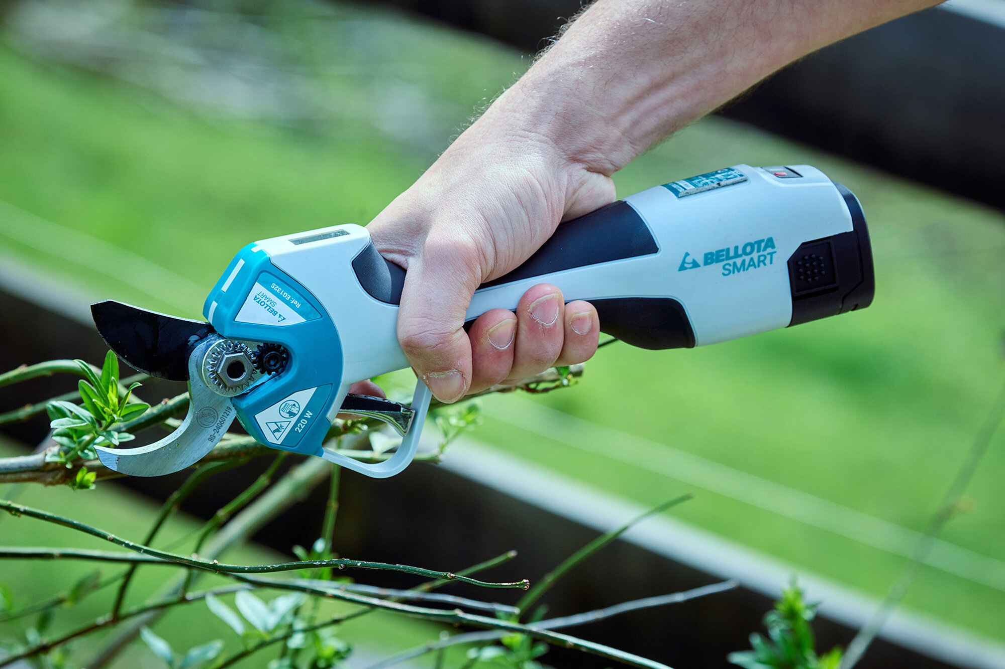 Tijera de poda eléctrica Smart para el aficionado / EG132S