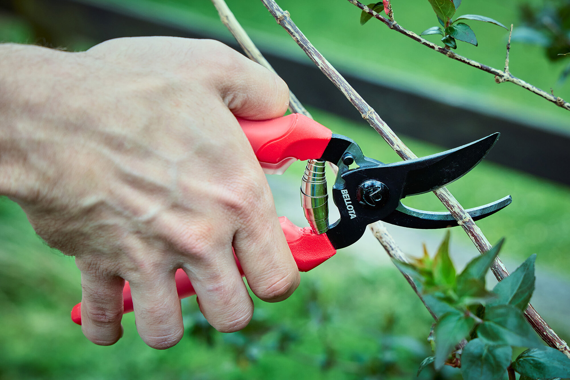 Tijera de una mano bypass mangos ComfortGel / 3418