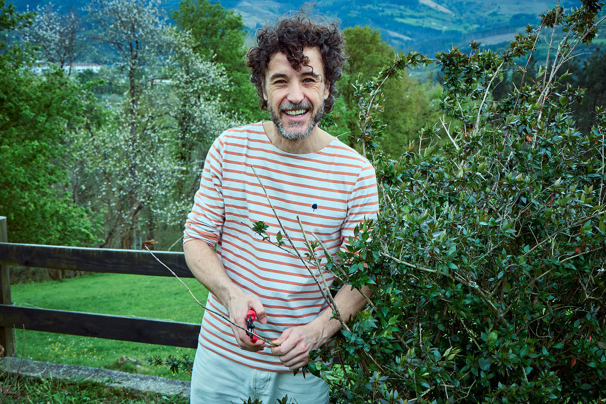 Tijera de una mano bypass mangos ComfortGel / 3418