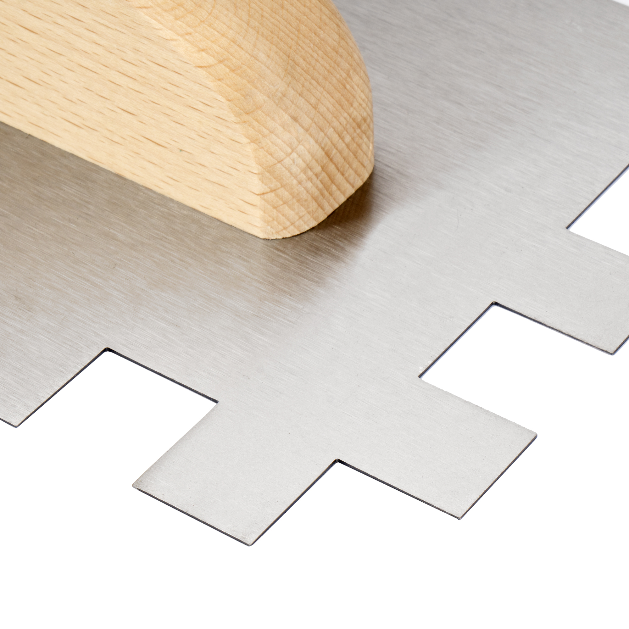 Peine largo diente castillo 20 mm mango madera / 587520