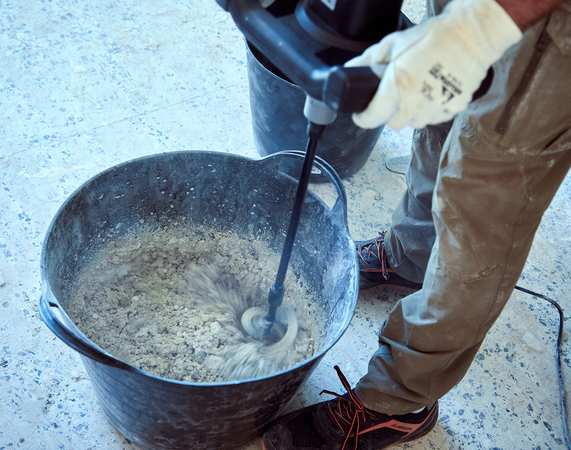 Capazo 42 litros asa reforzada plástico negro / BKT42BP