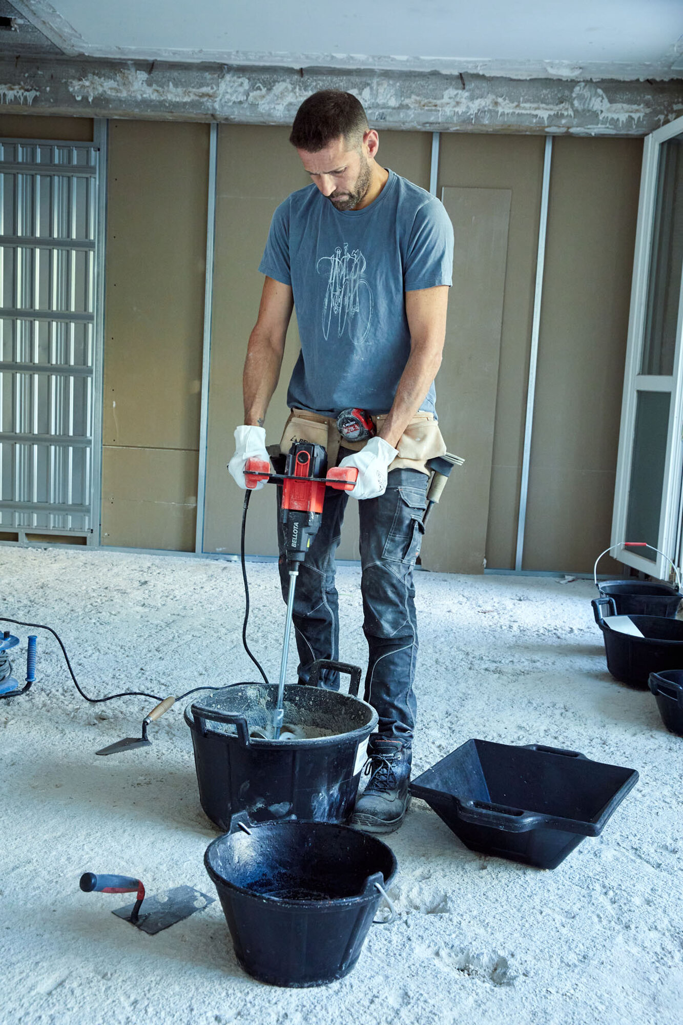 Máquina mezcladora M18 de 1800W para realizar mezclas / M18