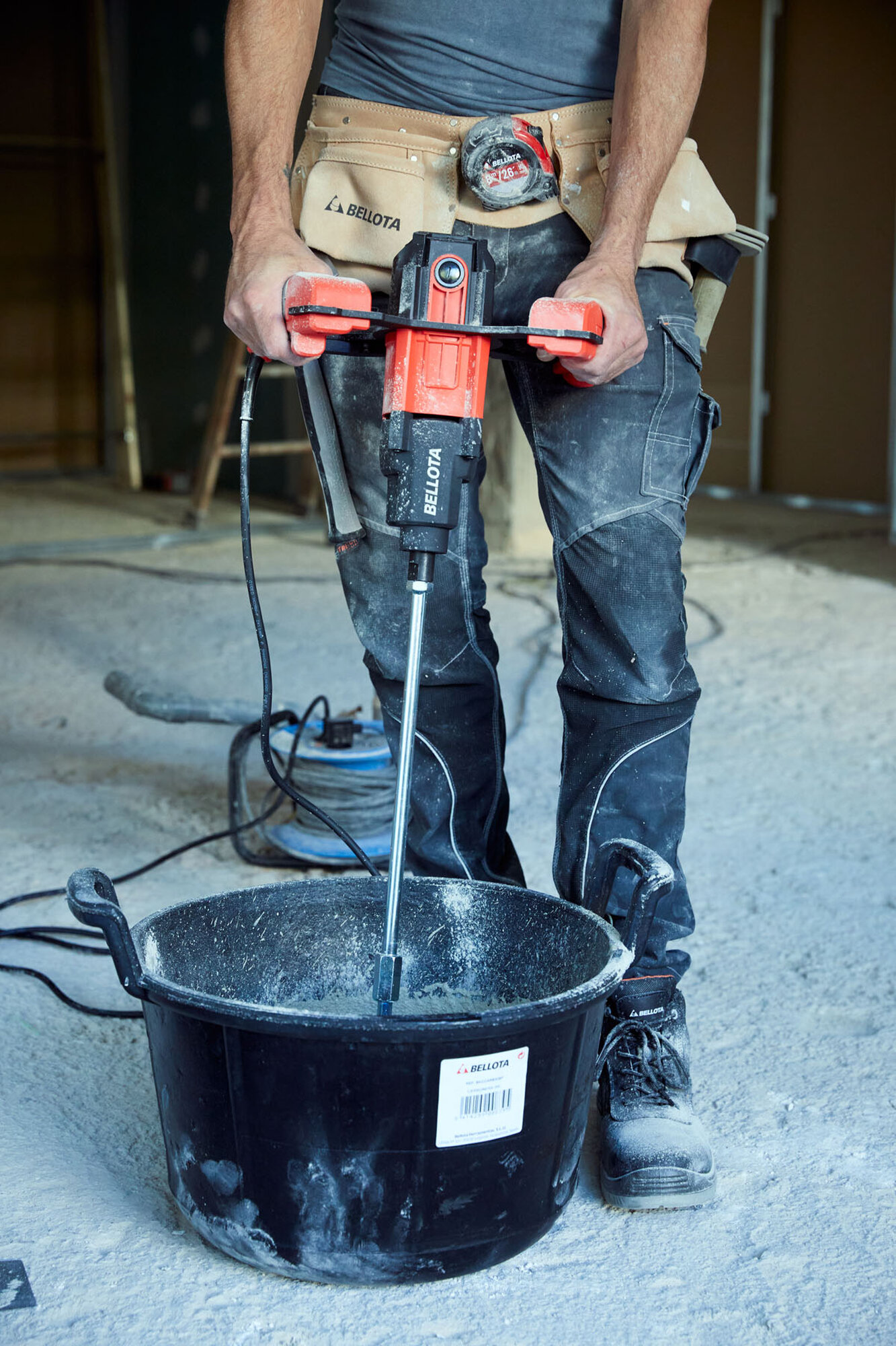 Máquina mezcladora M18 de 1800W para realizar mezclas / M18