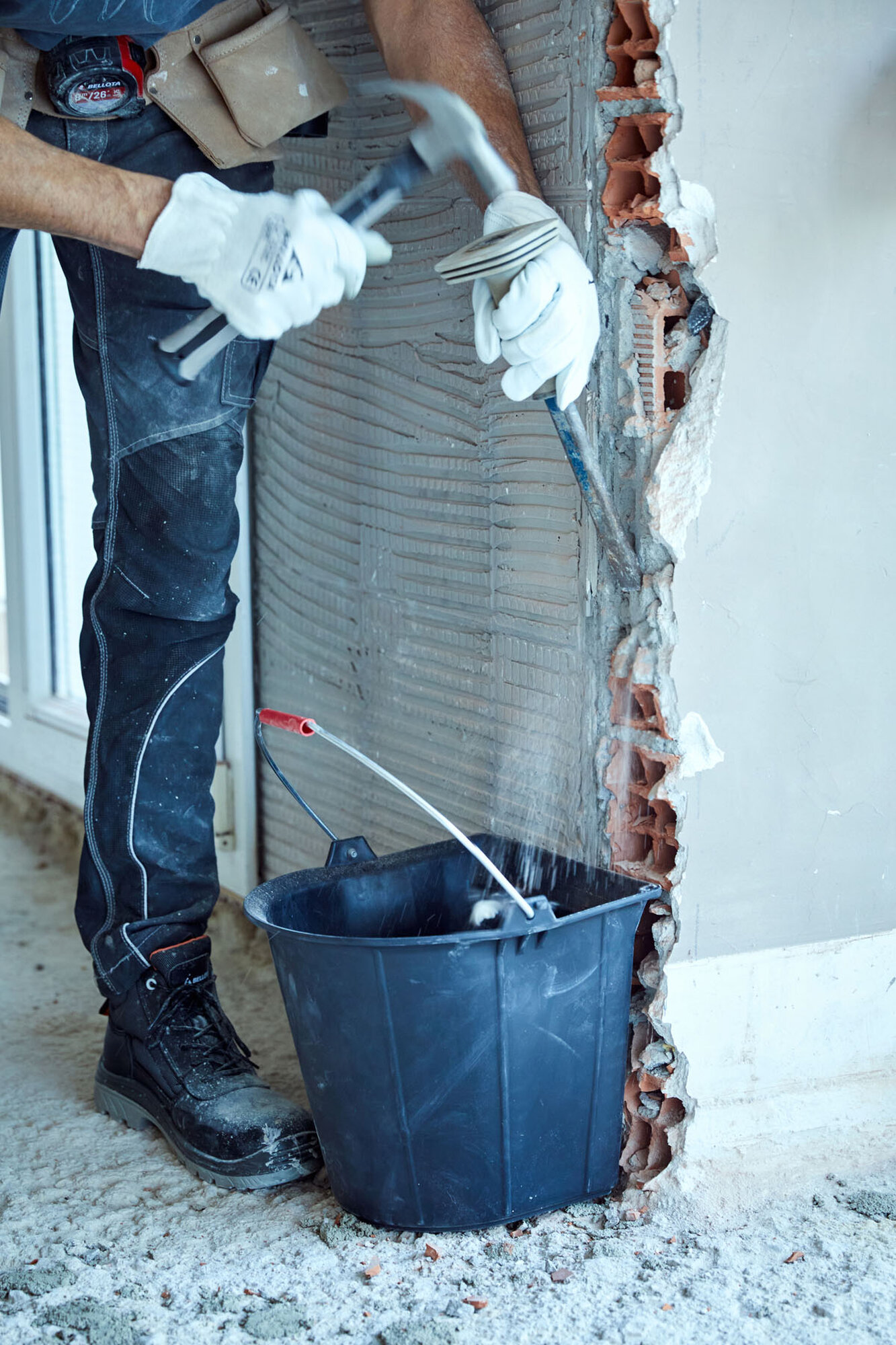 Cubo plano 13 litros con asa metálica negro / BKCIND13BM