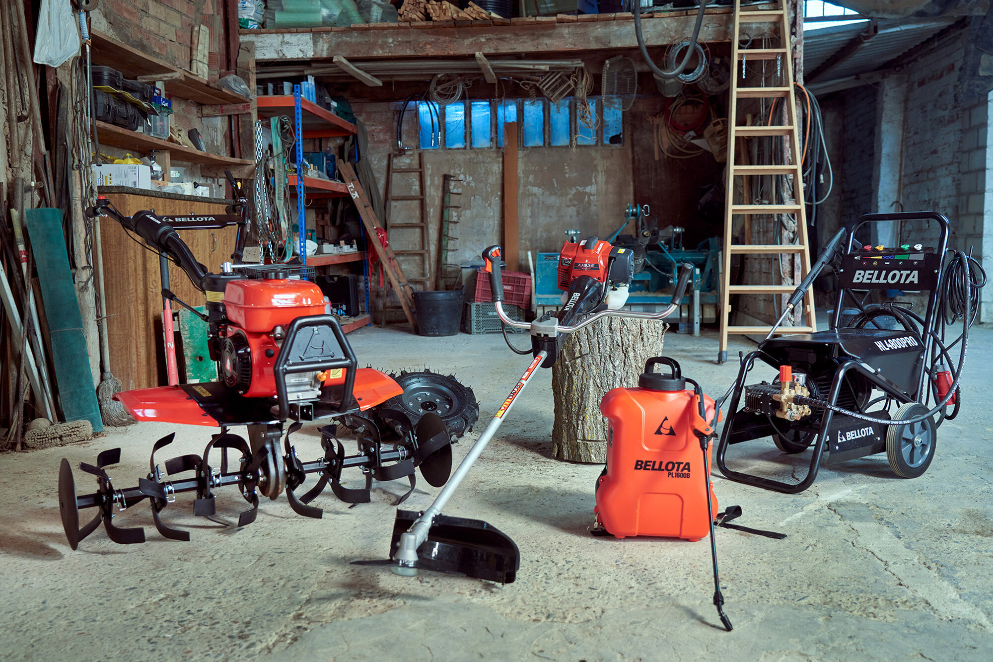 Desbrozadora a gasolina 53cc / DB5300E