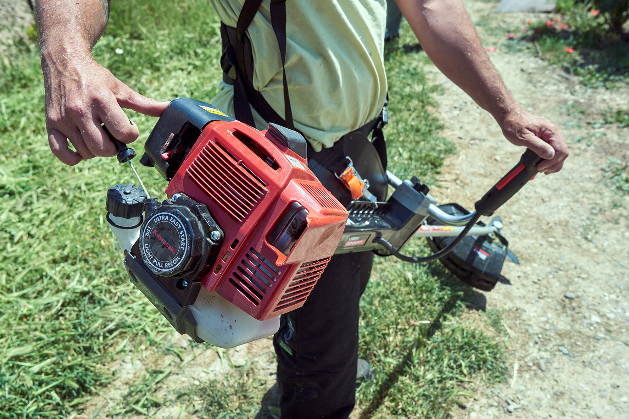 Desbrozadora a gasolina 53cc / DB5300E