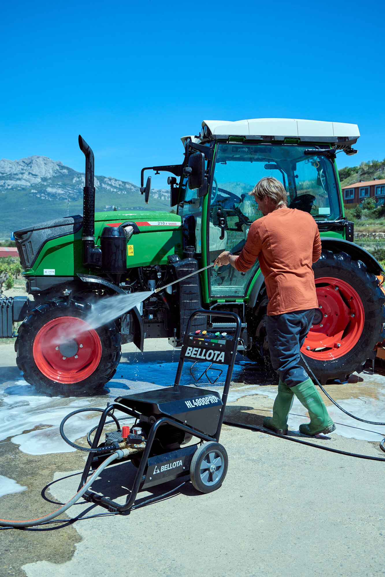 Hidrolimpiadora compacta profesional de 510l/h caudal / HL3000PROE