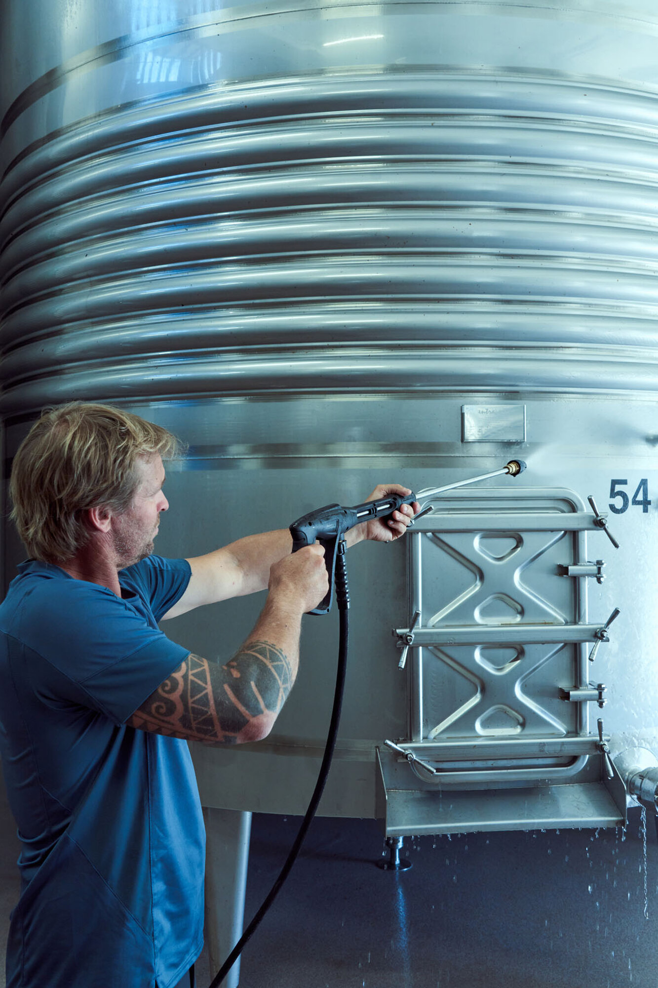 Hidrolimpiadora metálica profesional de 630l/h caudal / HL3300PROE