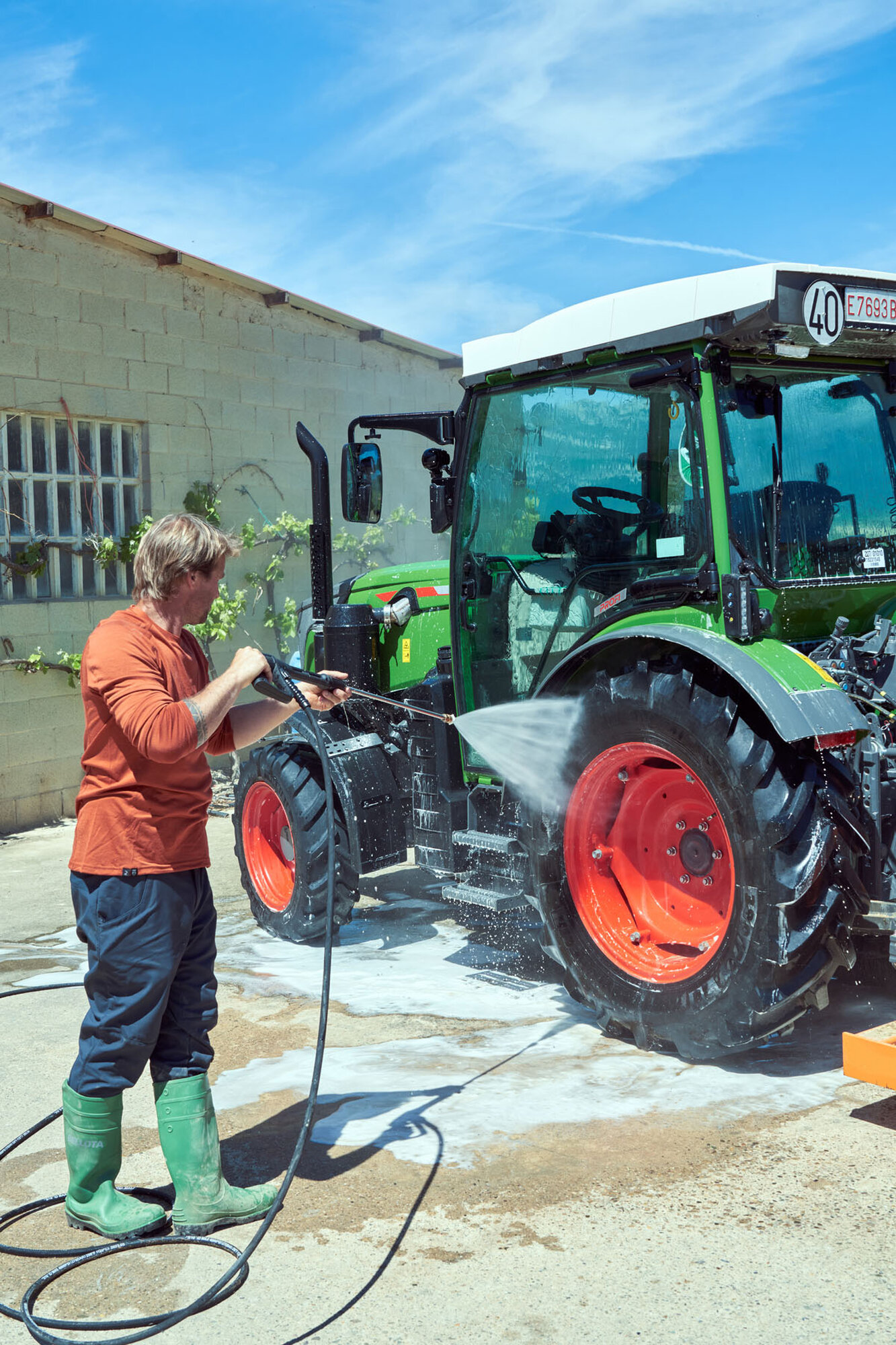 Hidrolimpiadora metálica profesional de 630l/h caudal / HL3300PROE