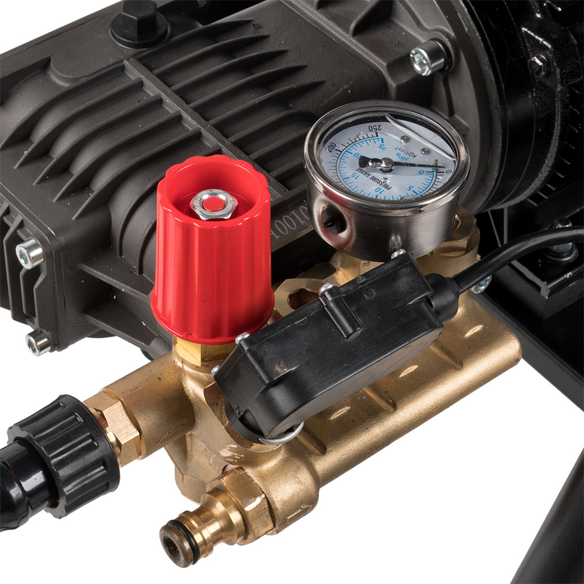 Hidrolimpiadora metálica profesional de 630l/h caudal / HL3300PROE