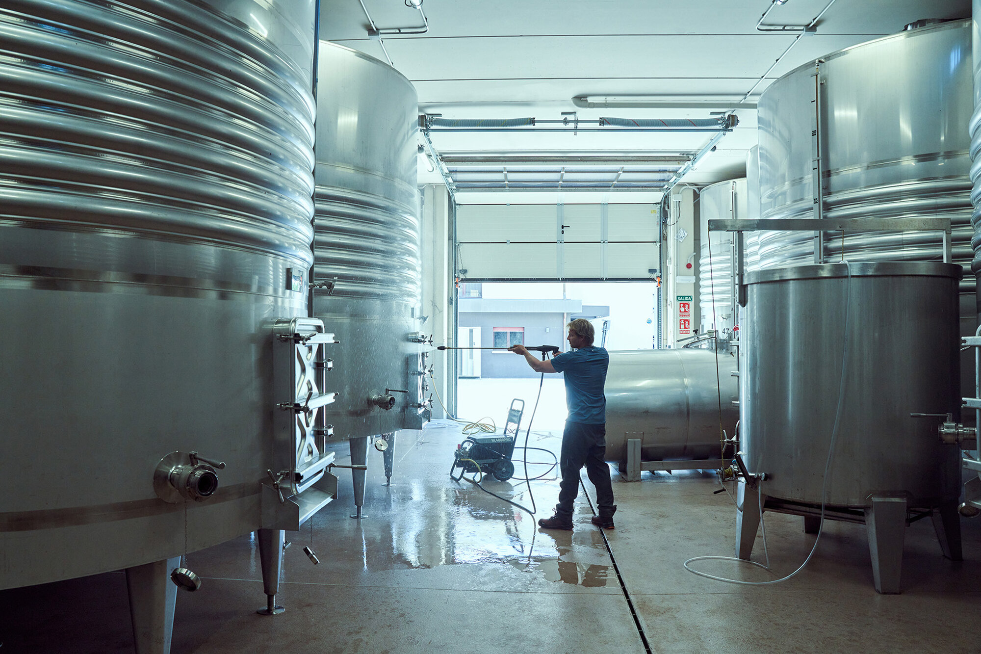 Hidrolimpiadora metálica trifásica profesional de 800l/h caudal / HL4800PROE