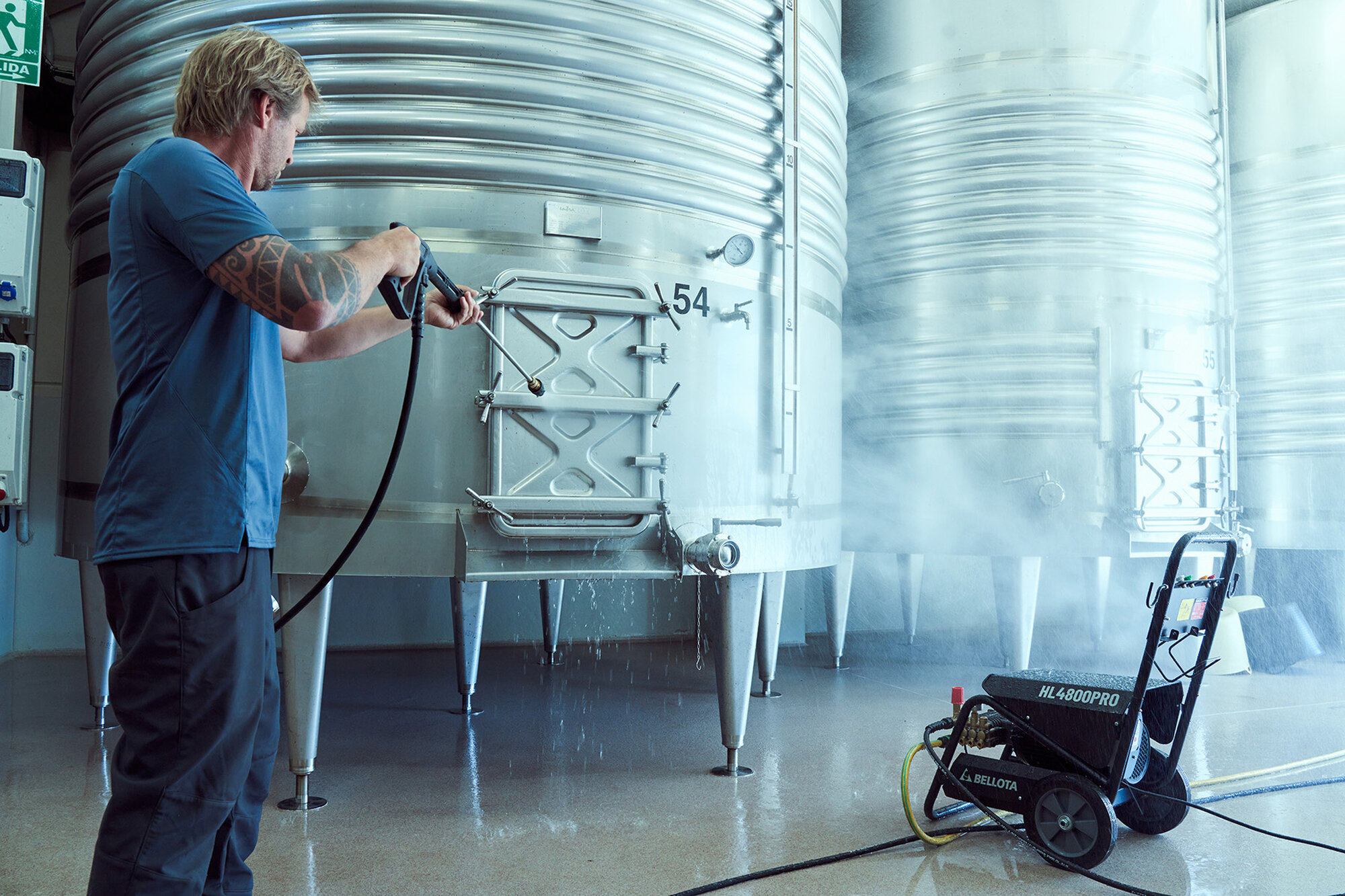 Hidrolimpiadora metálica trifásica profesional de 800l/h caudal / HL4800PROE