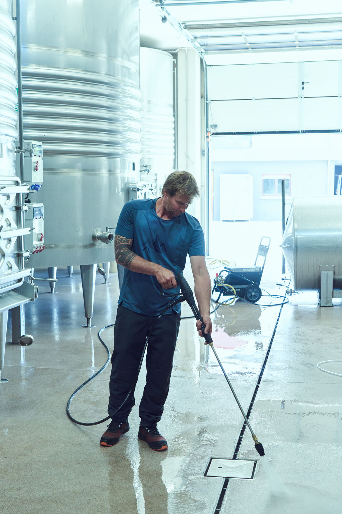 Hidrolimpiadora metálica trifásica profesional de 800l/h caudal / HL4800PROE