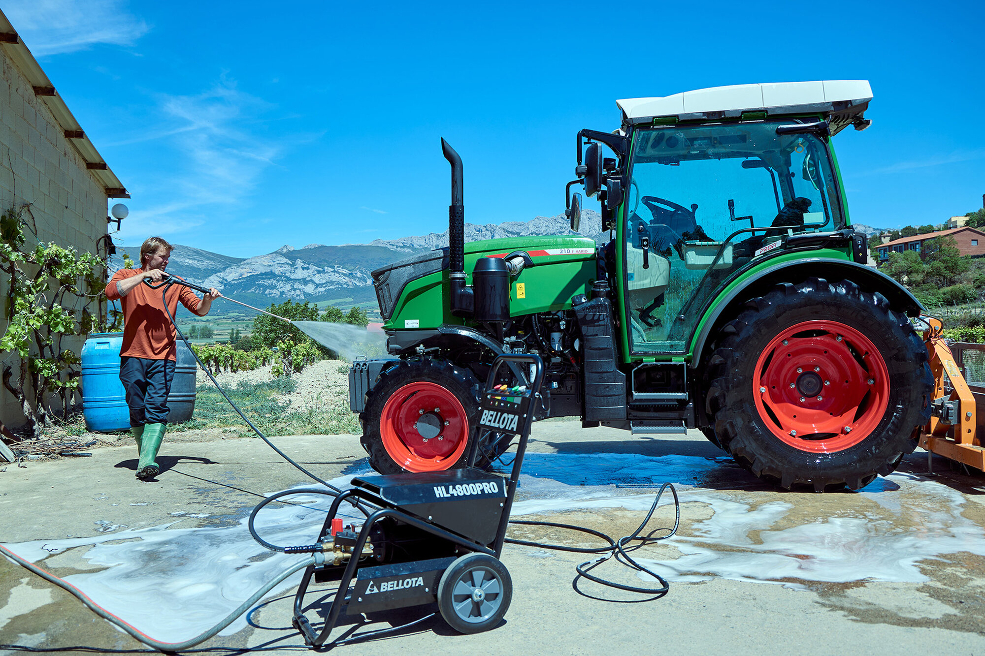 Hidrolimpiadora metálica trifásica profesional de 800l/h caudal / HL4800PROE