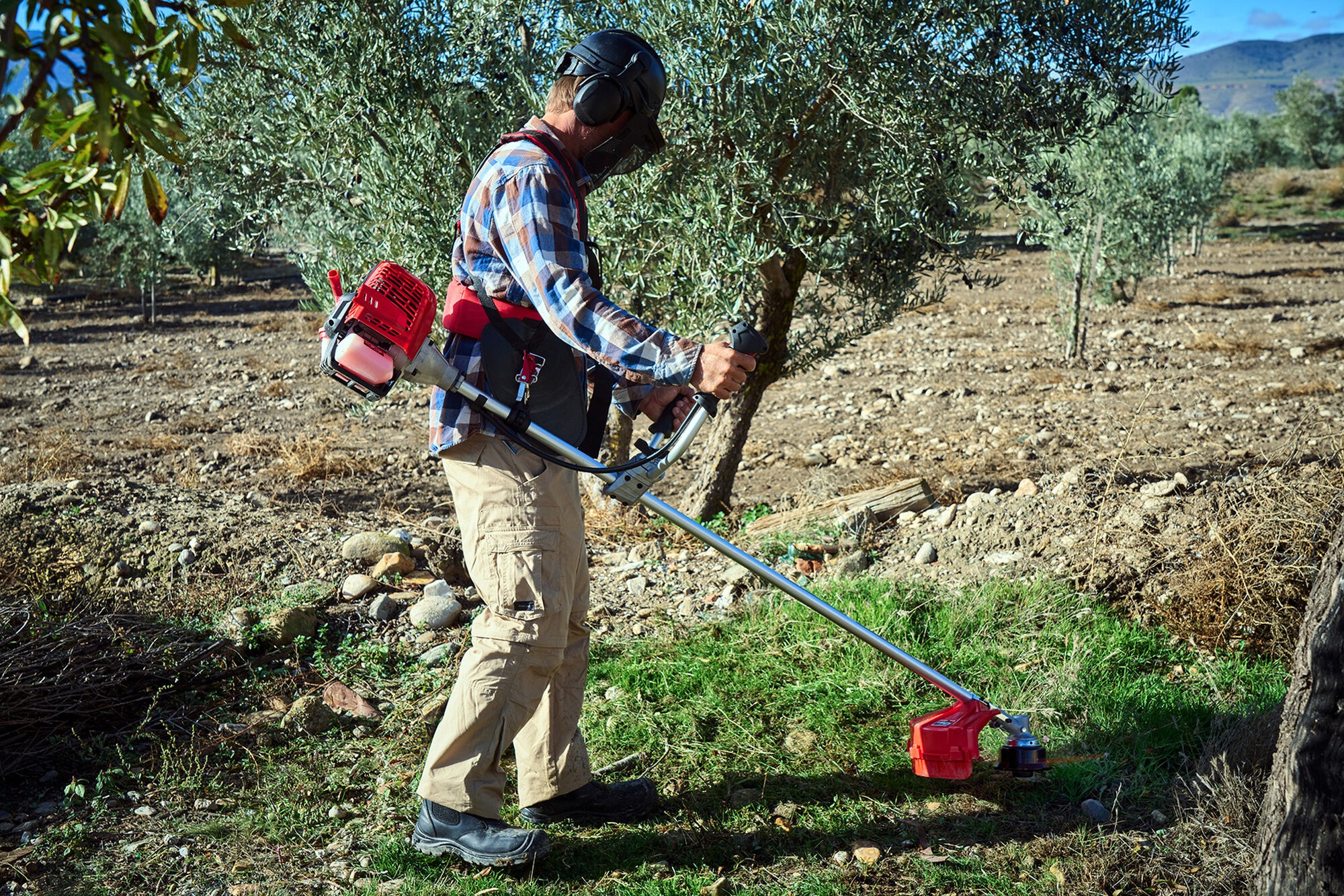 Desbrozadora a gasolina 51,7cc / DB5200E