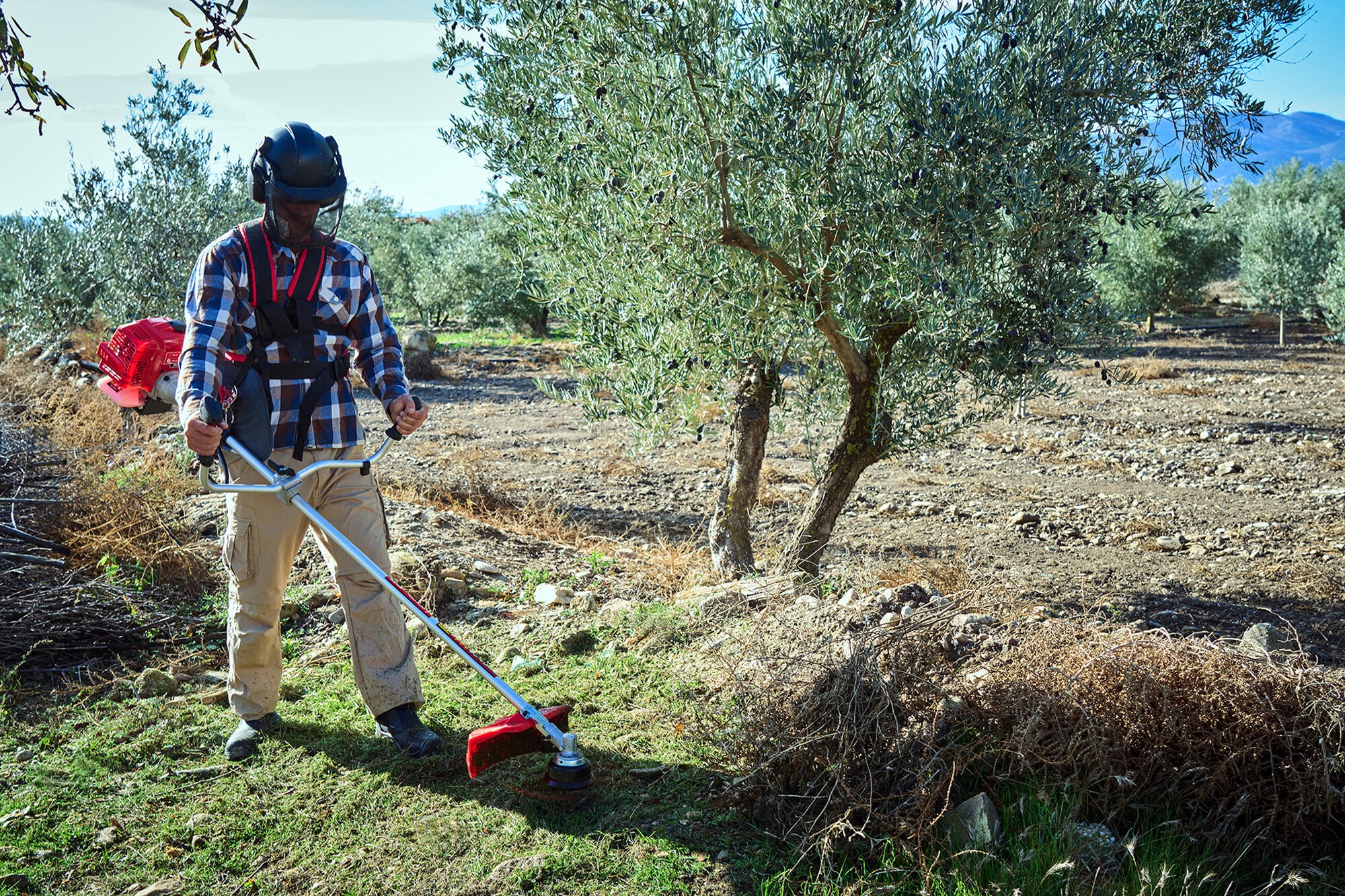 Desbrozadora a gasolina 51,7cc / DB5200E